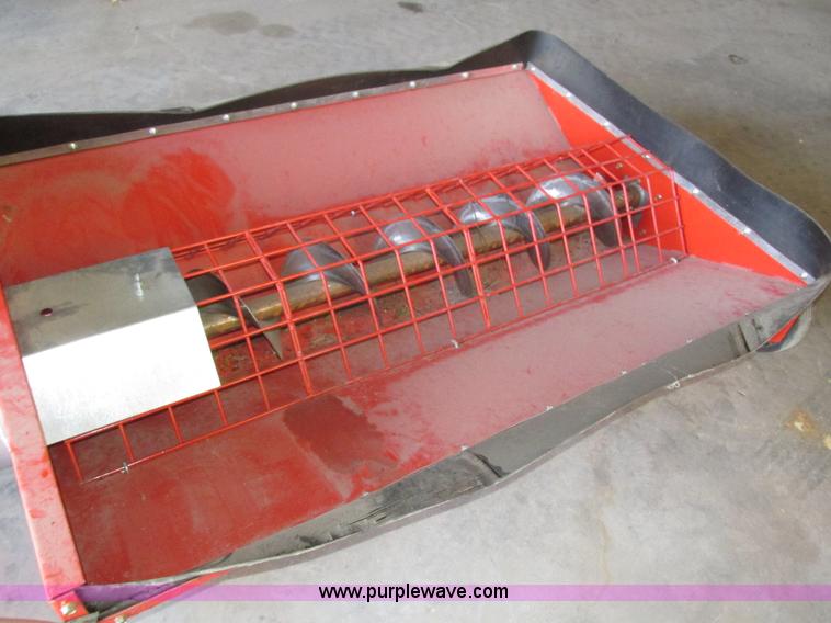 image for item H1016 2012 Luffland grain hopper