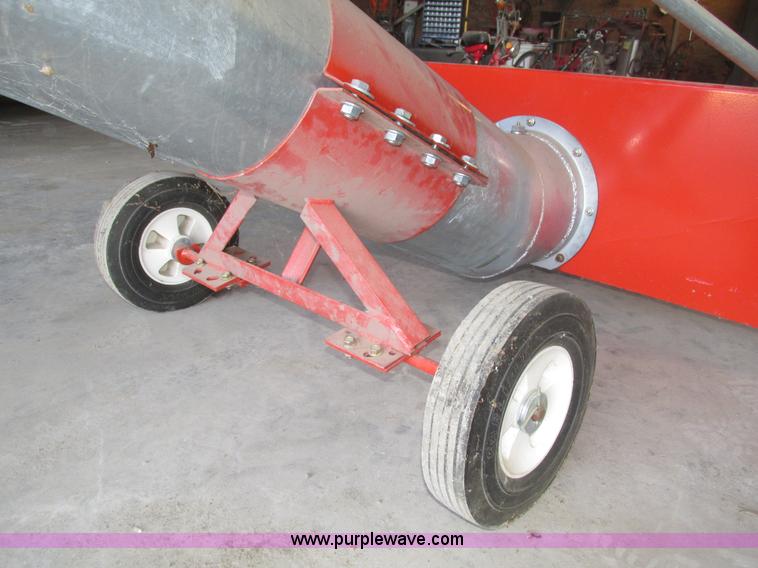 image for item H1016 2012 Luffland grain hopper