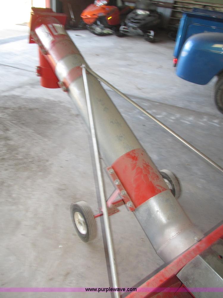 image for item H1016 2012 Luffland grain hopper