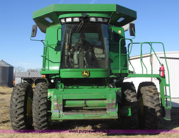 image for item H1017 2004 John Deere 9760 STS combine