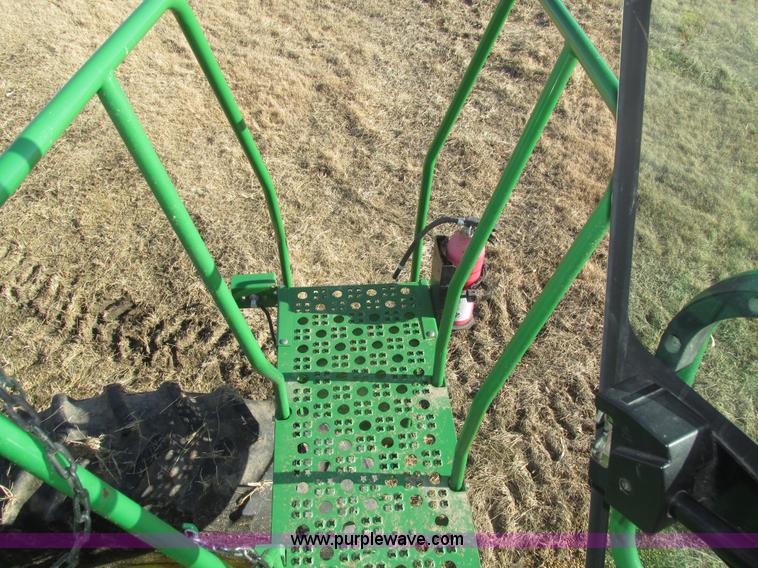 image for item H1017 2004 John Deere 9760 STS combine