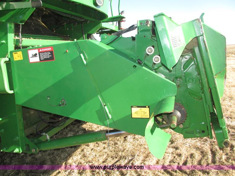 image for item H1017 2004 John Deere 9760 STS combine