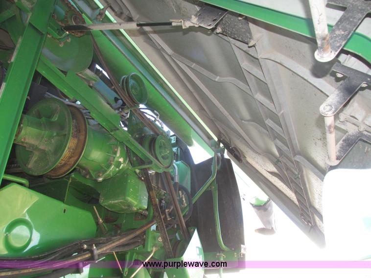 image for item H1017 2004 John Deere 9760 STS combine