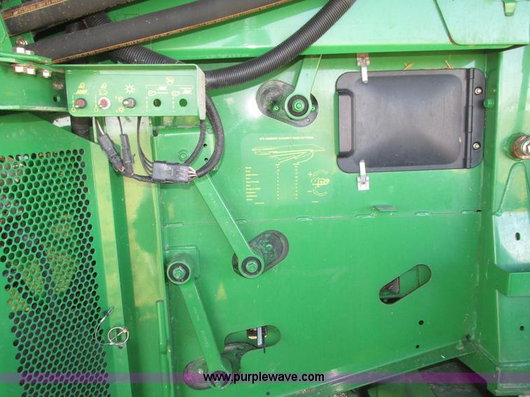 image for item H1017 2004 John Deere 9760 STS combine