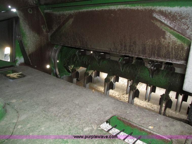 image for item H1017 2004 John Deere 9760 STS combine