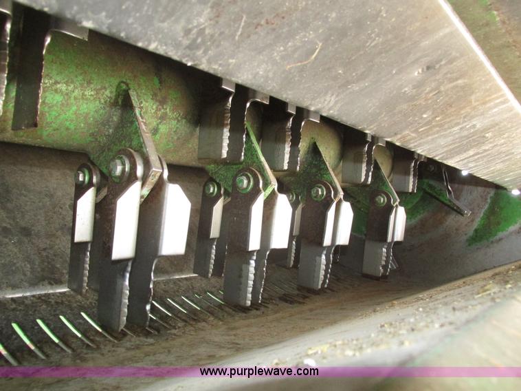 image for item H1017 2004 John Deere 9760 STS combine