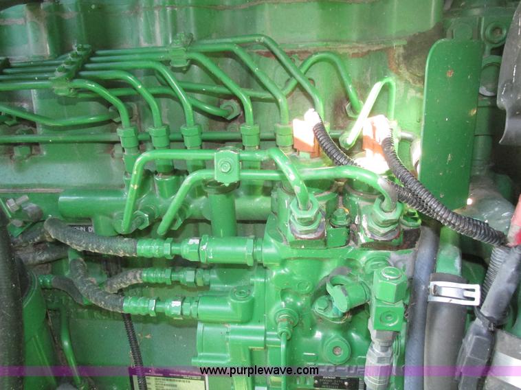 image for item H1017 2004 John Deere 9760 STS combine