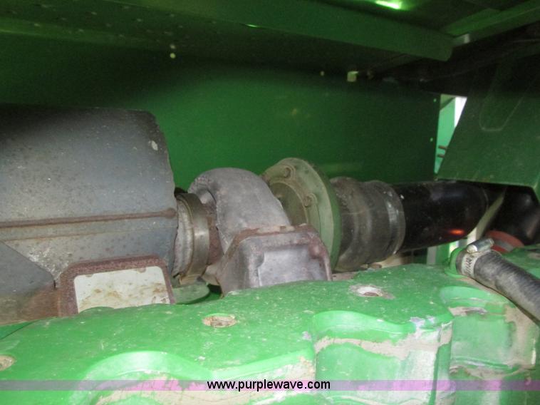 image for item H1017 2004 John Deere 9760 STS combine