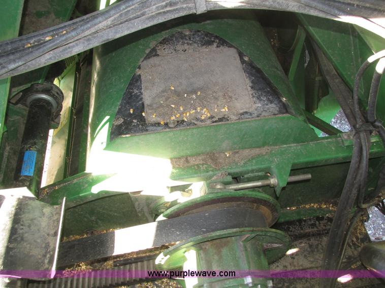 image for item H1017 2004 John Deere 9760 STS combine