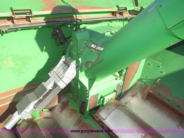 image for item H1017 2004 John Deere 9760 STS combine