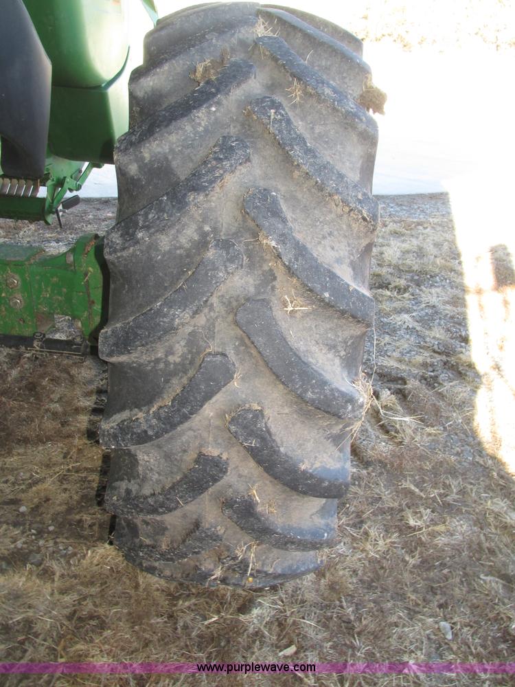 image for item H1017 2004 John Deere 9760 STS combine