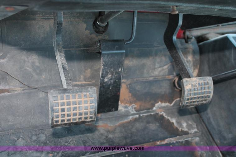 image for item H8005 1980 Massey-Ferguson 4880 4WD tractor