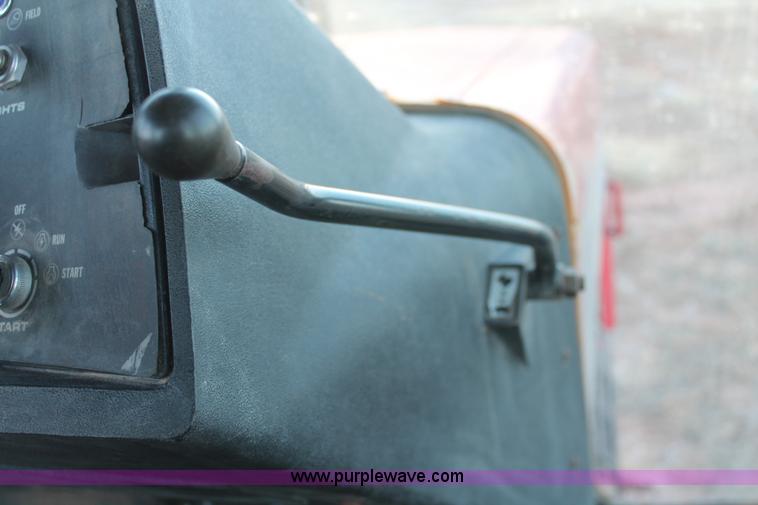 image for item H8005 1980 Massey-Ferguson 4880 4WD tractor