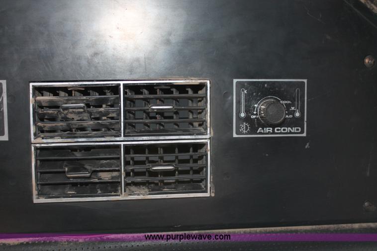 image for item H8005 1980 Massey-Ferguson 4880 4WD tractor