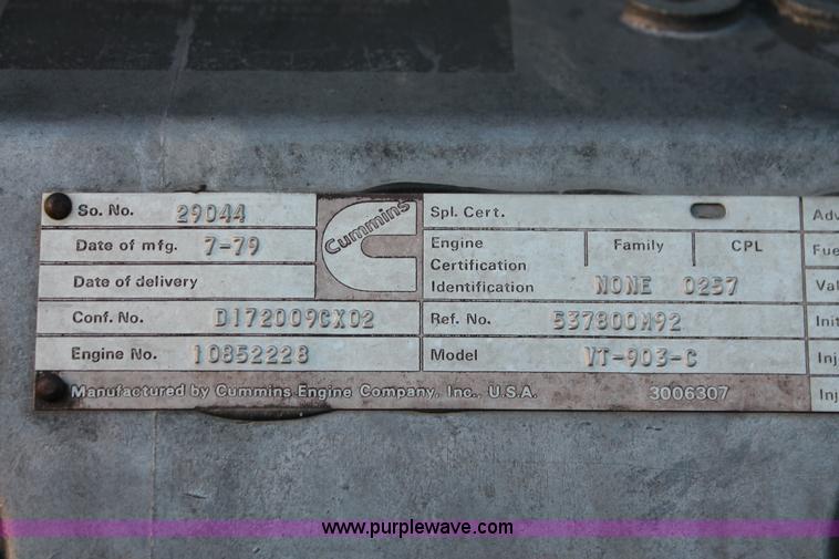 image for item H8005 1980 Massey-Ferguson 4880 4WD tractor