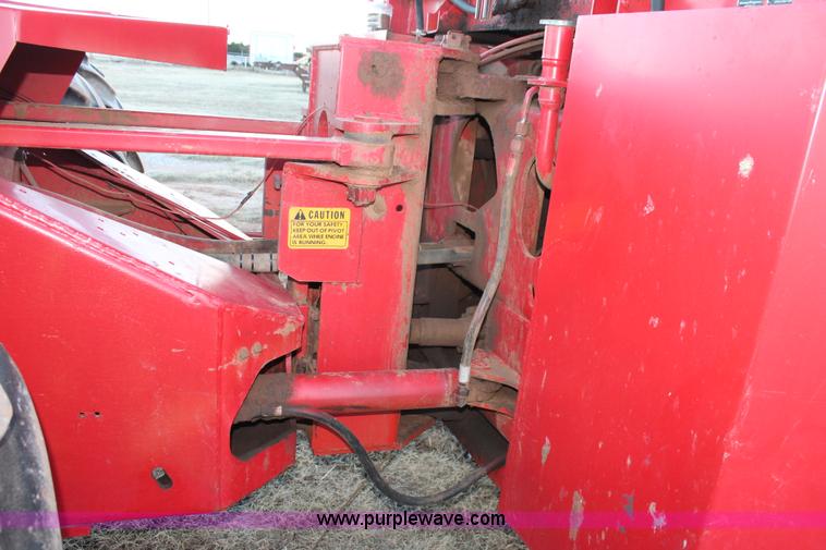 image for item H8005 1980 Massey-Ferguson 4880 4WD tractor