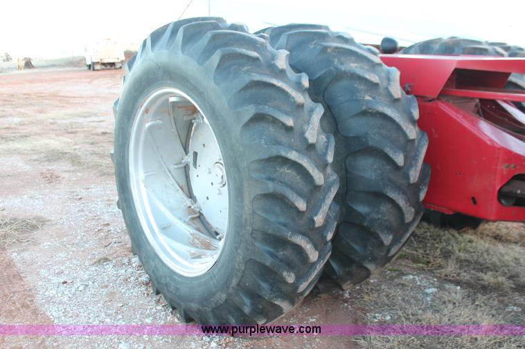 image for item H8005 1980 Massey-Ferguson 4880 4WD tractor
