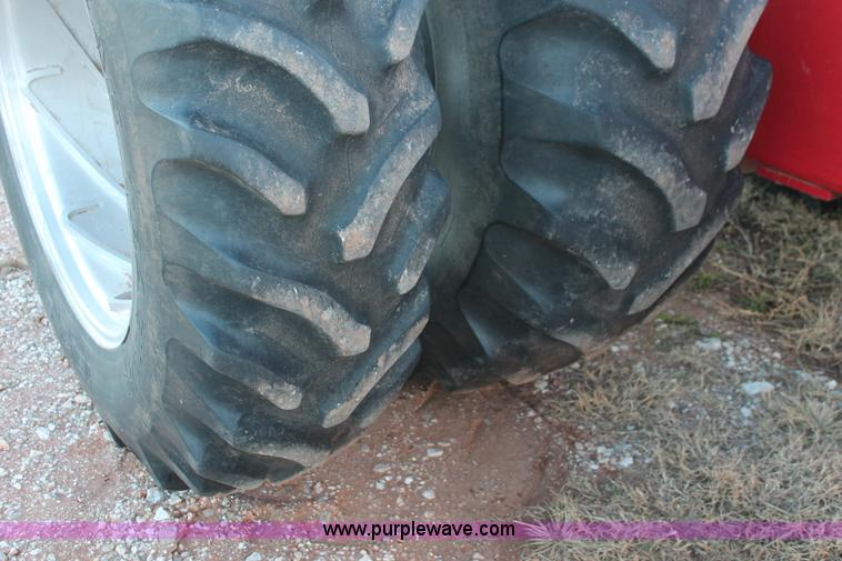 image for item H8005 1980 Massey-Ferguson 4880 4WD tractor