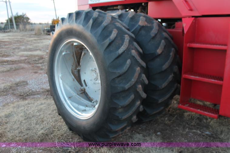 image for item H8005 1980 Massey-Ferguson 4880 4WD tractor