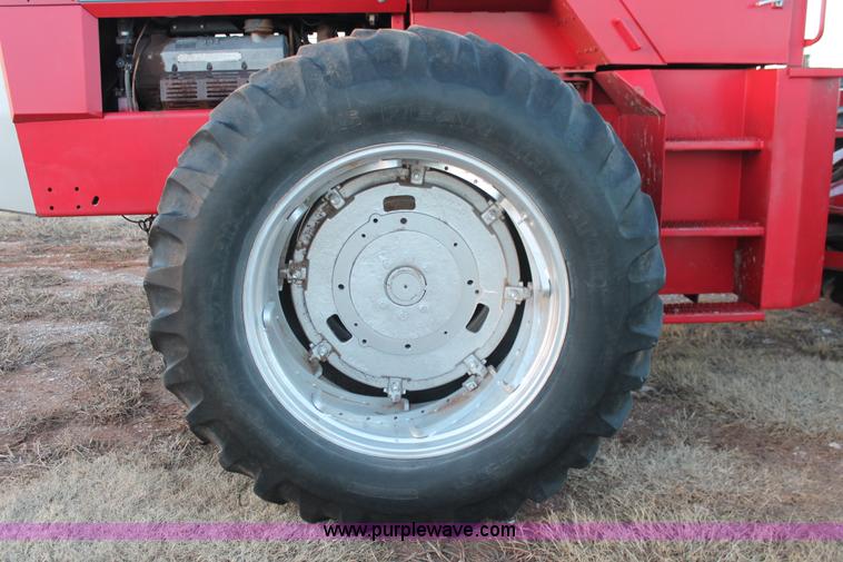 image for item H8005 1980 Massey-Ferguson 4880 4WD tractor