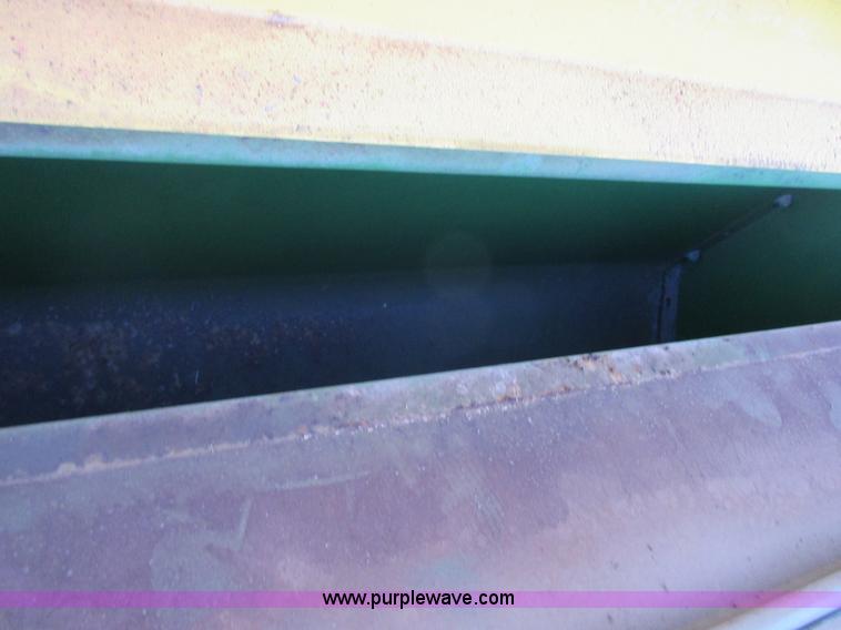 image for item I1824 John Deere 8300 grain drill