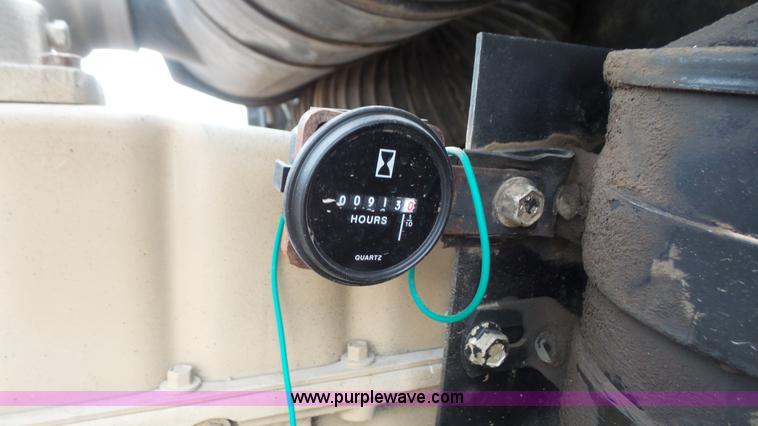 image for item J4550 1985 Freightliner semi truck