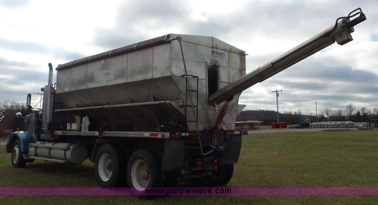image for item J4596 1995 Western Star 4964F fertilizer/seed tender truck