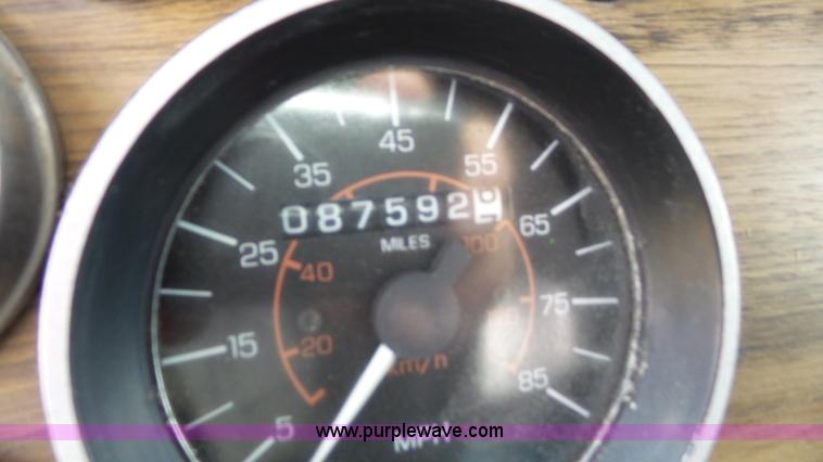 image for item J4596 1995 Western Star 4964F fertilizer/seed tender truck