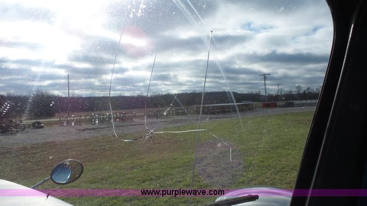 image for item J4596 1995 Western Star 4964F fertilizer/seed tender truck