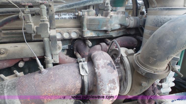 image for item J4596 1995 Western Star 4964F fertilizer/seed tender truck