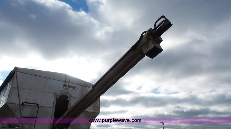 image for item J4596 1995 Western Star 4964F fertilizer/seed tender truck