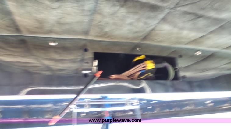 image for item J4597 1984 Peterbilt 359 semi truck