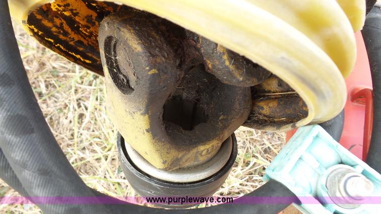 image for item J4598 Vicon Fanex 833T tedder