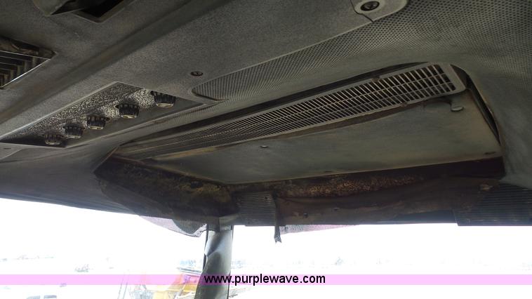 image for item J4600 John Deere 8630 4WD tractor