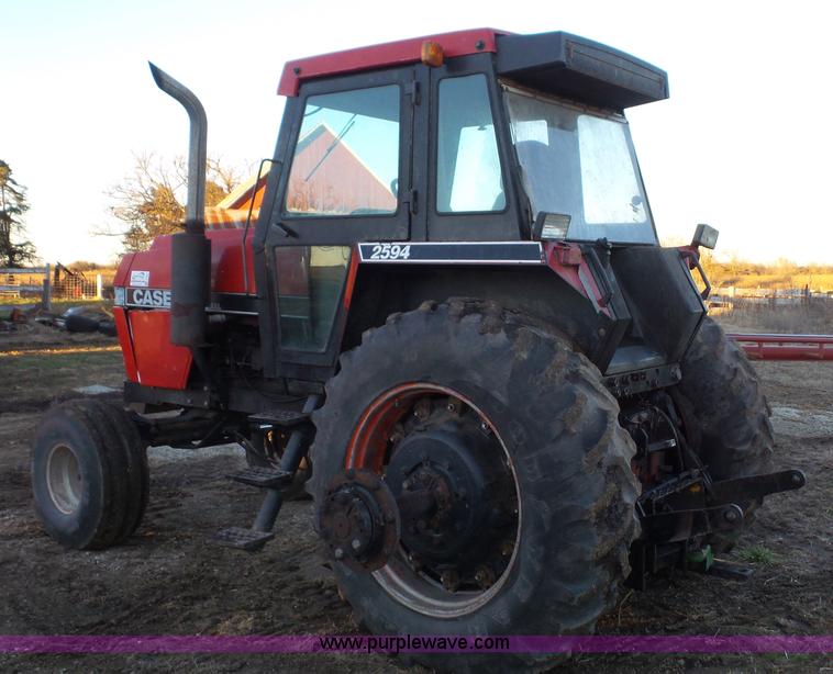 image for item J4626 1984 Case IH 2594 tractor