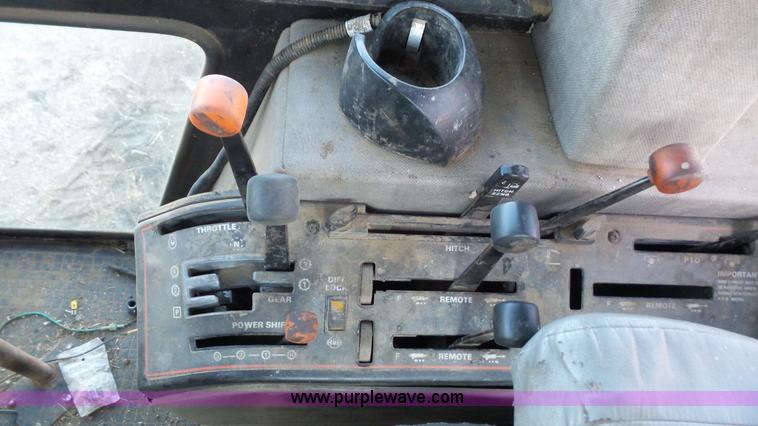 image for item J4626 1984 Case IH 2594 tractor