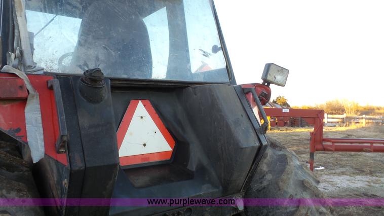 image for item J4626 1984 Case IH 2594 tractor