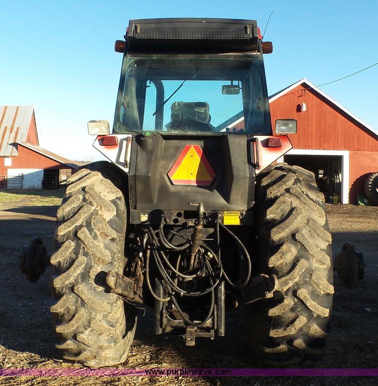 image for item J4628 1987 Case IH 2294 tractor