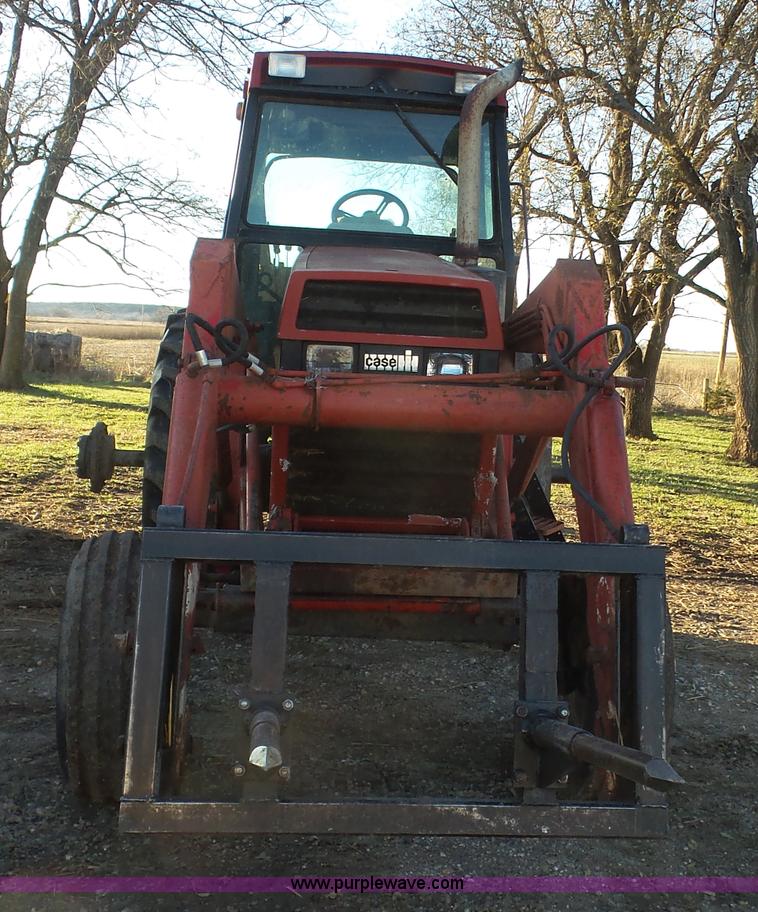 image for item J4628 1987 Case IH 2294 tractor