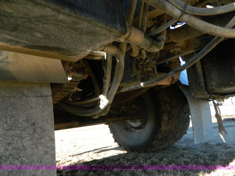 image for item J5156 2001 Case IH FLX 4375 self-propelled applicator