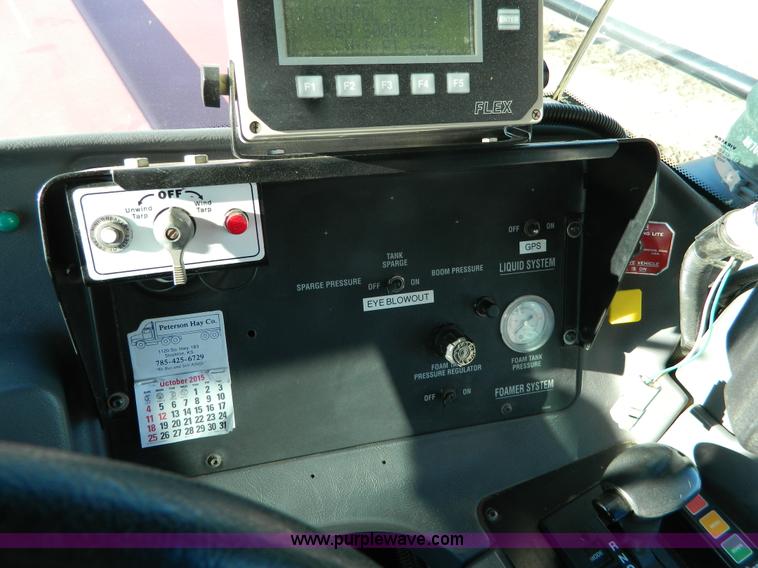 image for item J5156 2001 Case IH FLX 4375 self-propelled applicator