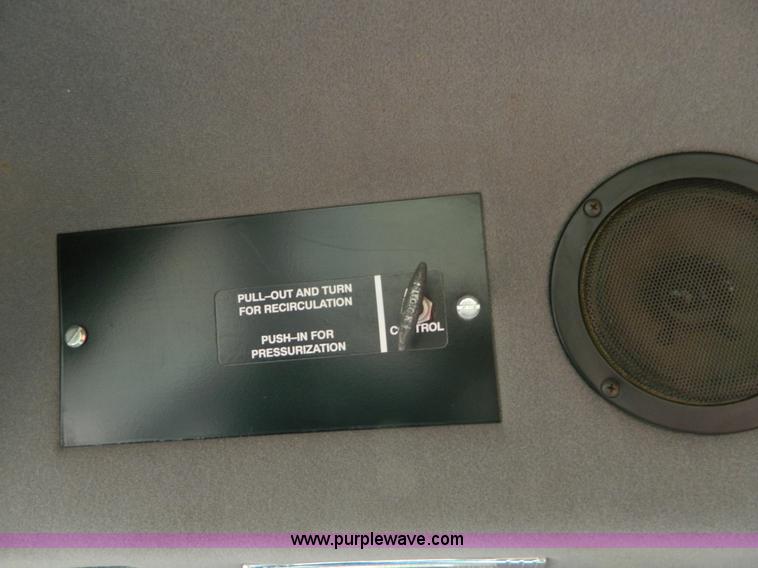 image for item J5156 2001 Case IH FLX 4375 self-propelled applicator