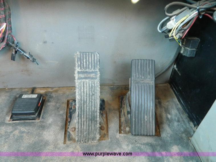 image for item J5156 2001 Case IH FLX 4375 self-propelled applicator