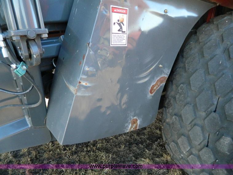 image for item J5162 2009 Hesston 7444 large square baler