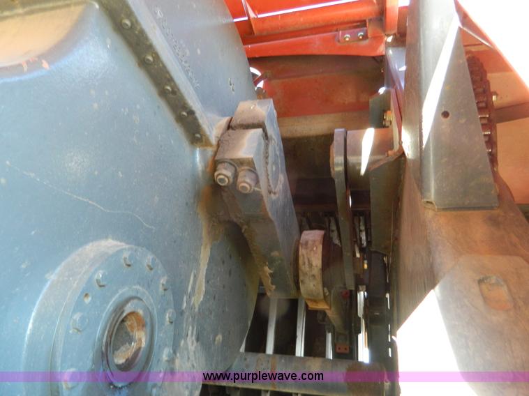 image for item J5162 2009 Hesston 7444 large square baler