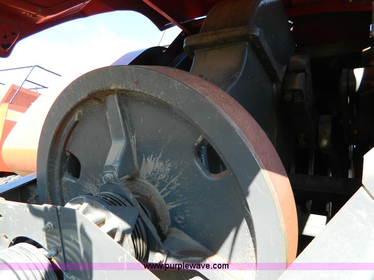 image for item J5162 2009 Hesston 7444 large square baler