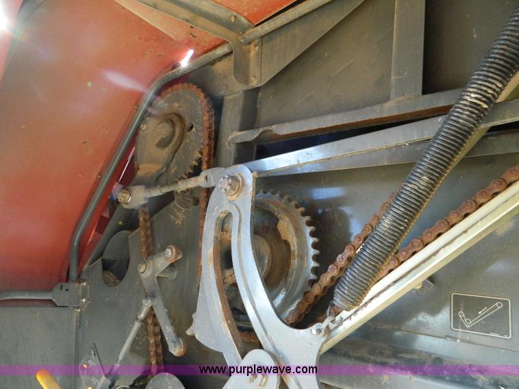 image for item J5162 2009 Hesston 7444 large square baler