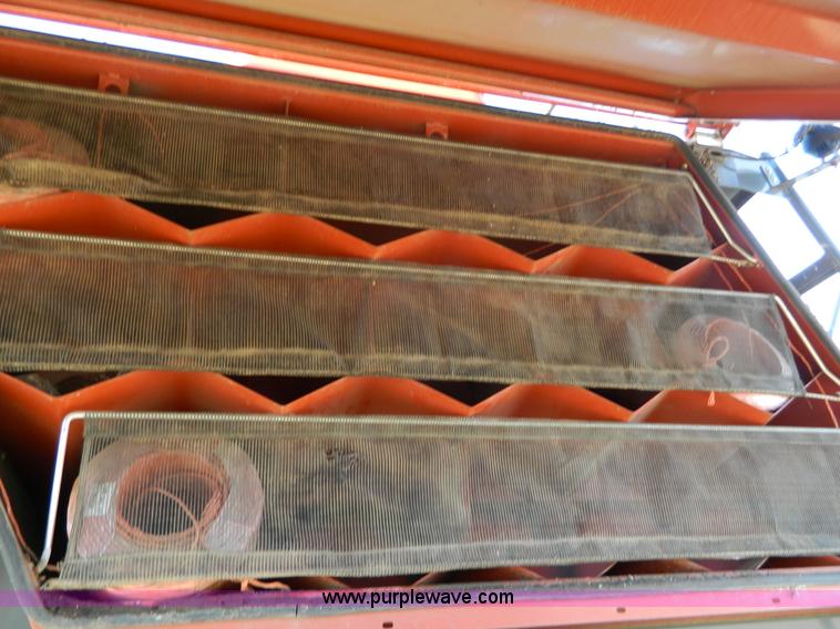 image for item J5162 2009 Hesston 7444 large square baler