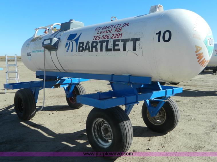 image for item J5172 Anhydrous ammonia nurse tank