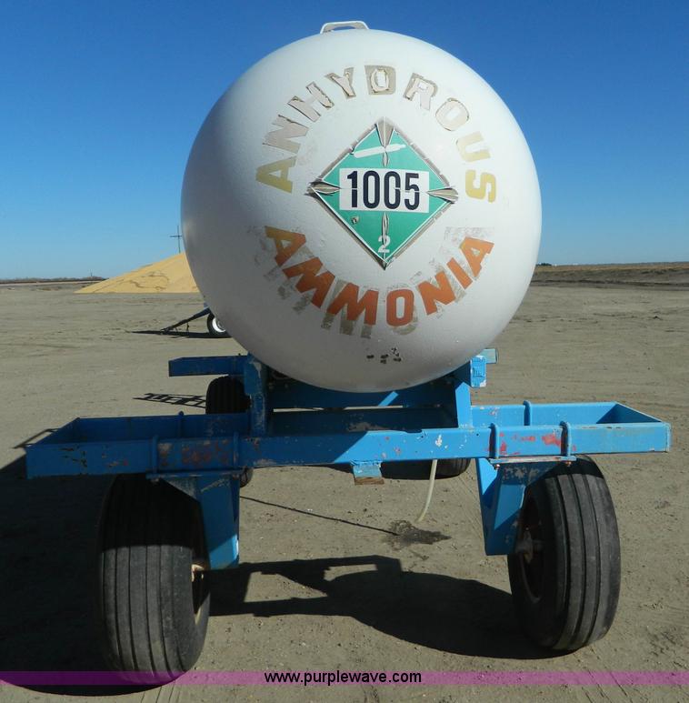 image for item J5173 Anhydrous ammonia nurse tank